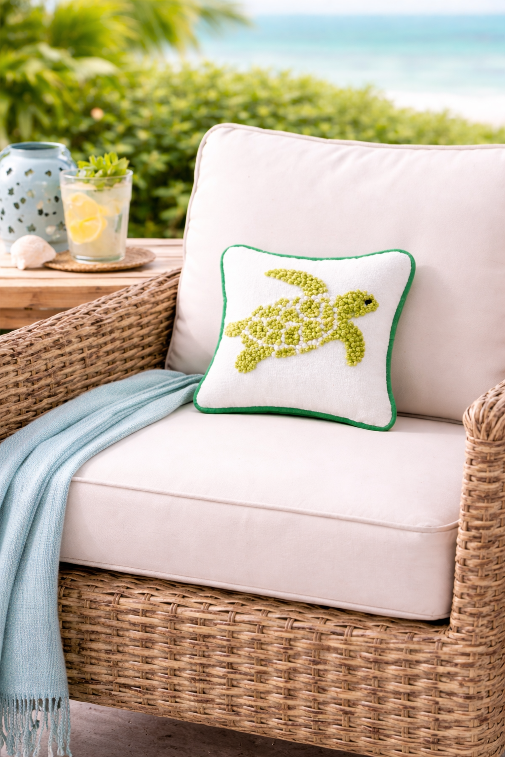 Turtle Hooked Pillow (8"x8")